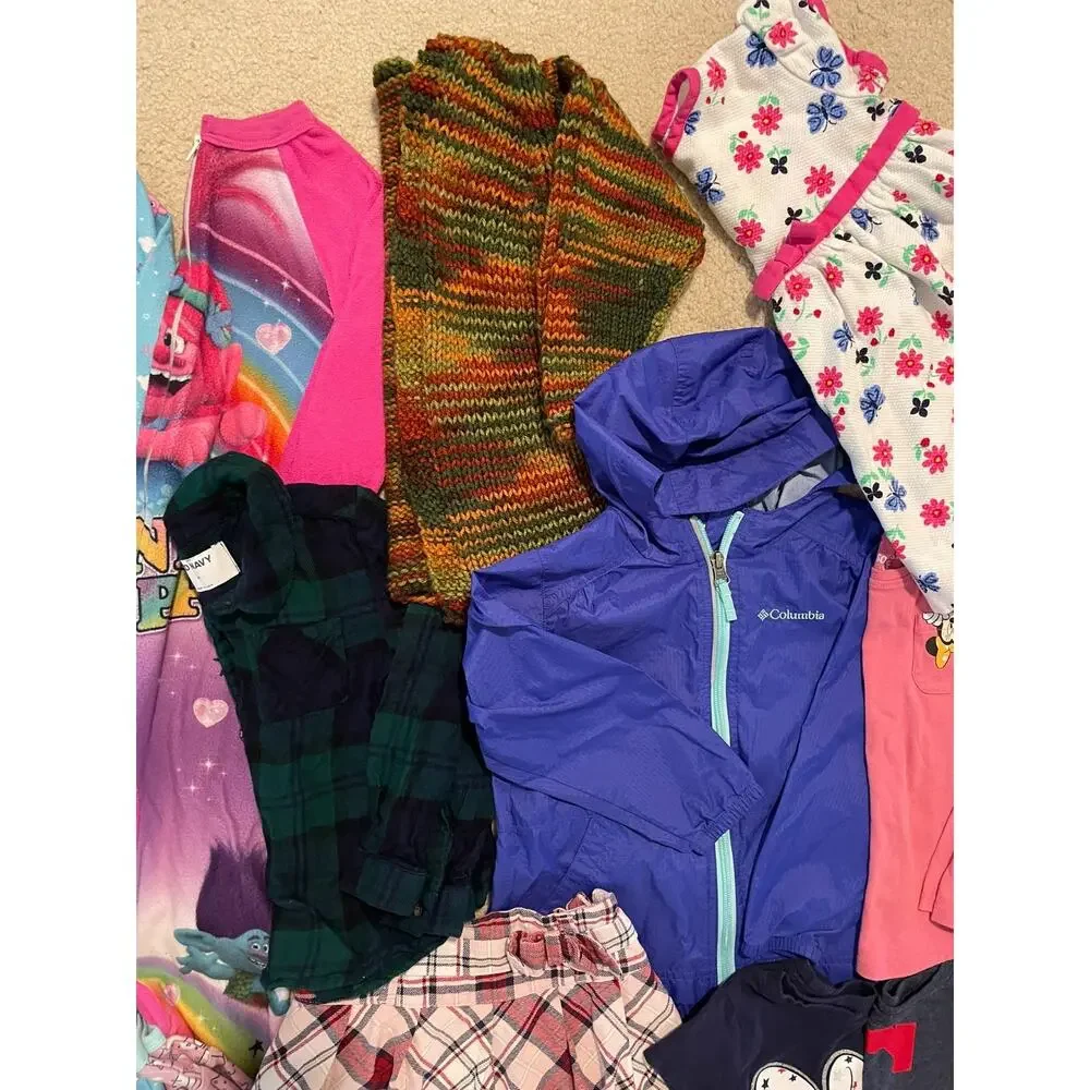 38 Pc Girls LOT Size XS 4-5 4T Clothing Dresses Tops Sleep Minnie Good/Play cond